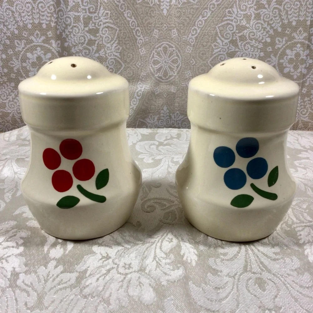 Vintage Treasure Craft Large Ceramic Red and Blue Flower Salt and Pepper Shakers